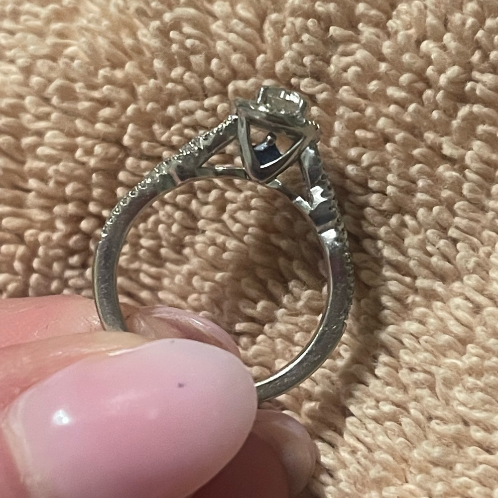 Wedding engagement ring and band